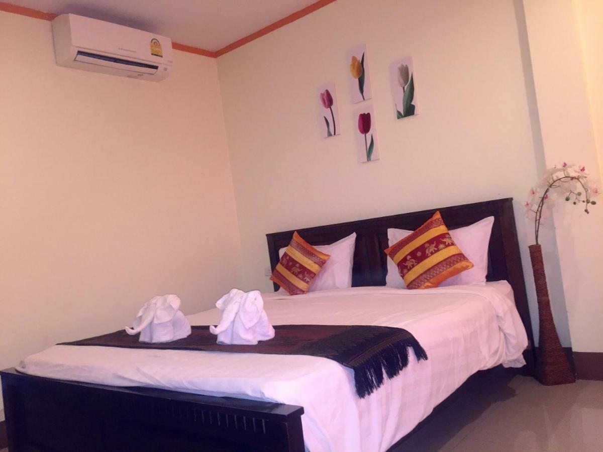 Sairee Seaview Hotel Ko Tao Exterior photo